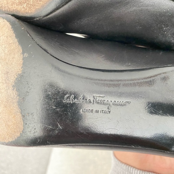 Salvatore Ferragamo Black Leather Vintage Pointy Kitten Heels Size 7 - Picture 7 of 8